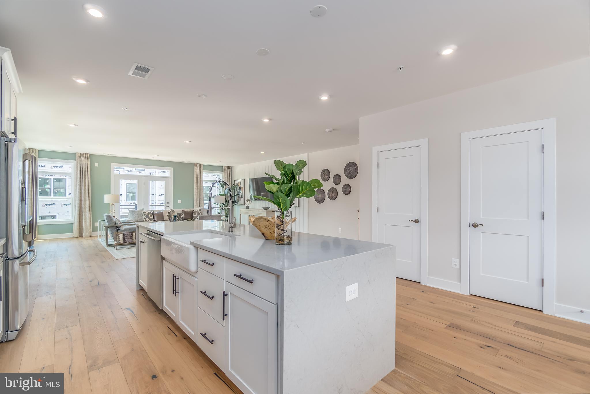 1694 Bandit Loop Reston, VA 20190 - Photo 7 of 47 Gallery Image 7