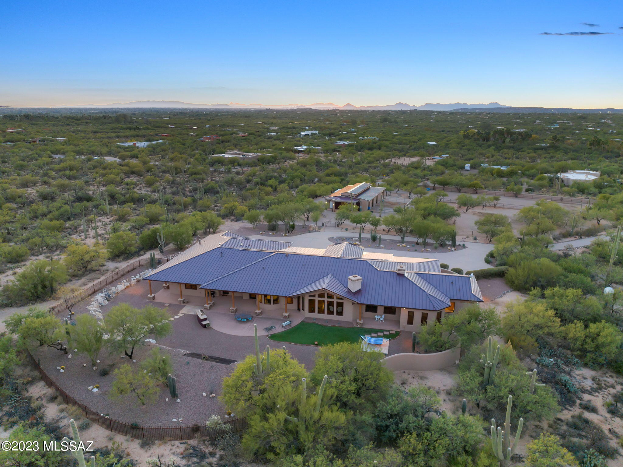 4500 Larkspur Road Tucson, AZ 85749 - Photo 39 of 48 Gallery Image 39
