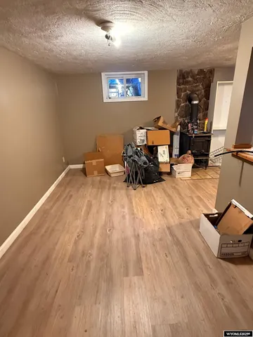 $179,900 | 806 East Jackson Avenue, Riverton, WY 82501