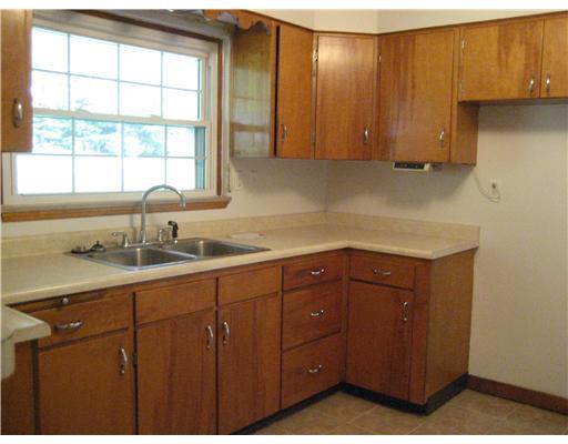556 Franklin Farms Road Washington, PA 15301 - Photo 2 of 8 Kitchen.