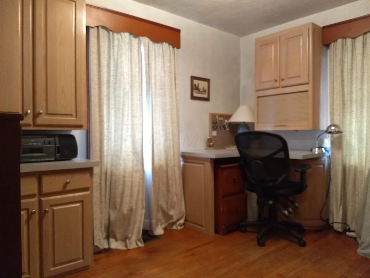 2412 Sunset Avenue Springfield, OH 45505 - Photo 9 of 16