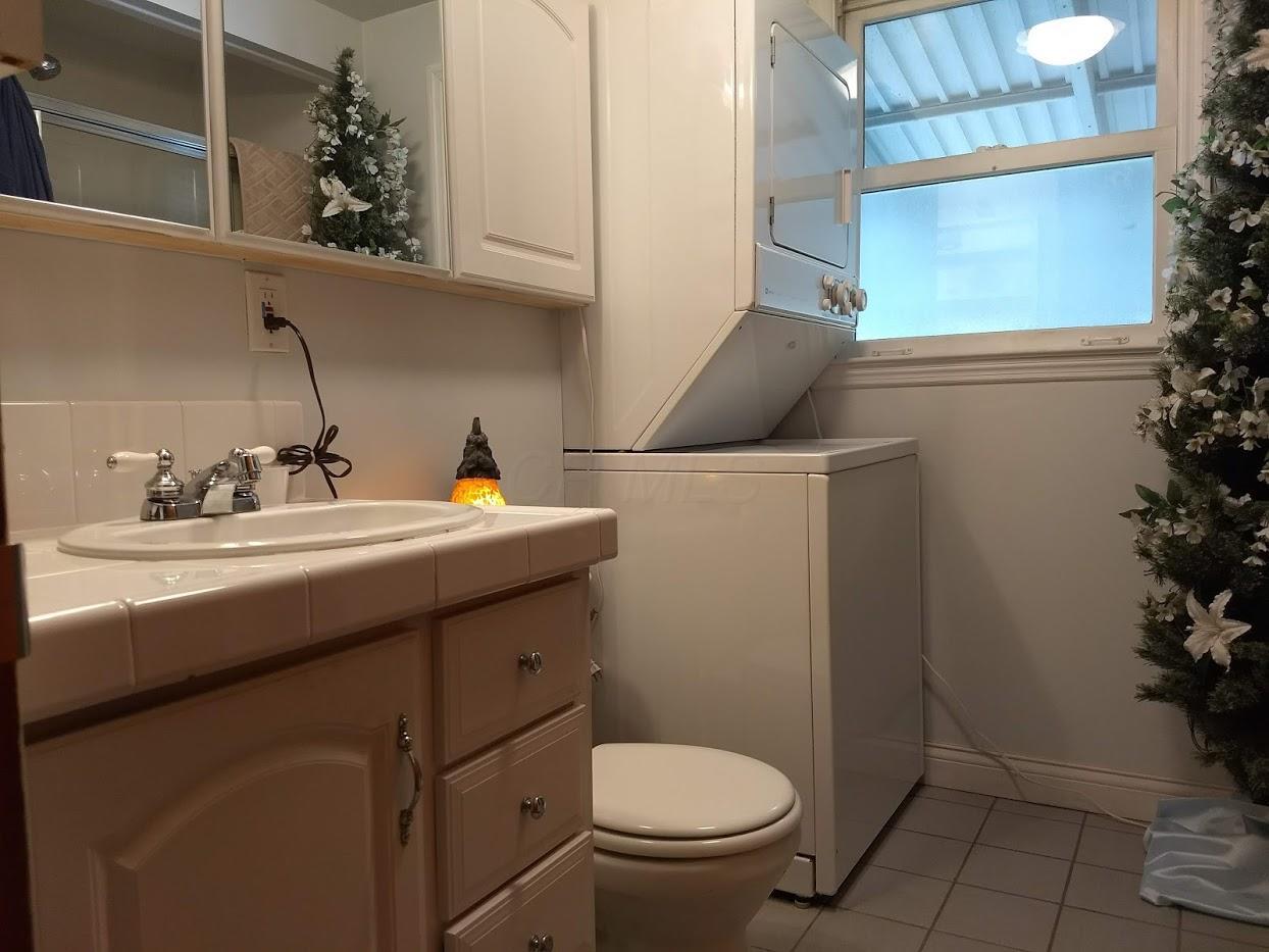 2412 Sunset Avenue Springfield, OH 45505 - Photo 10 of 16