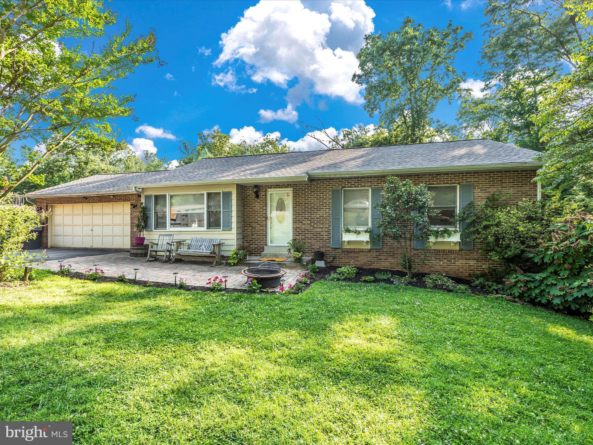 8208 Hilton Road Gaithersburg, MD 20882 - Photo 1 of 51 Welcome home!