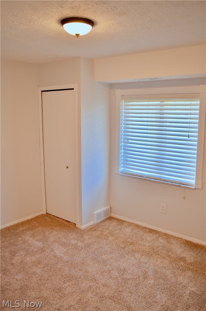 2795 Mull Avenue Akron, OH 44321 - Photo 8 of 16