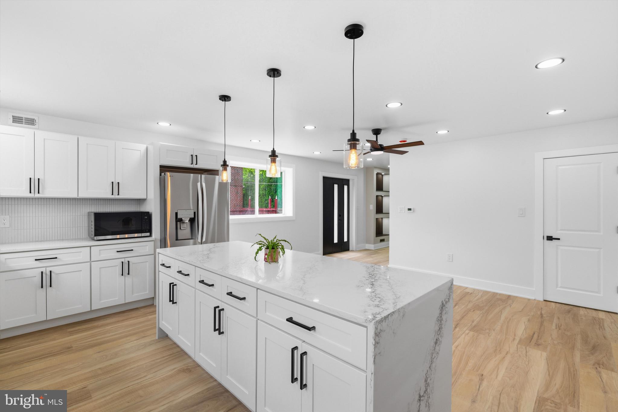 11110 Ridgeway Street Philadelphia, PA 19116 - Photo 16 of 40 Gallery Image 16