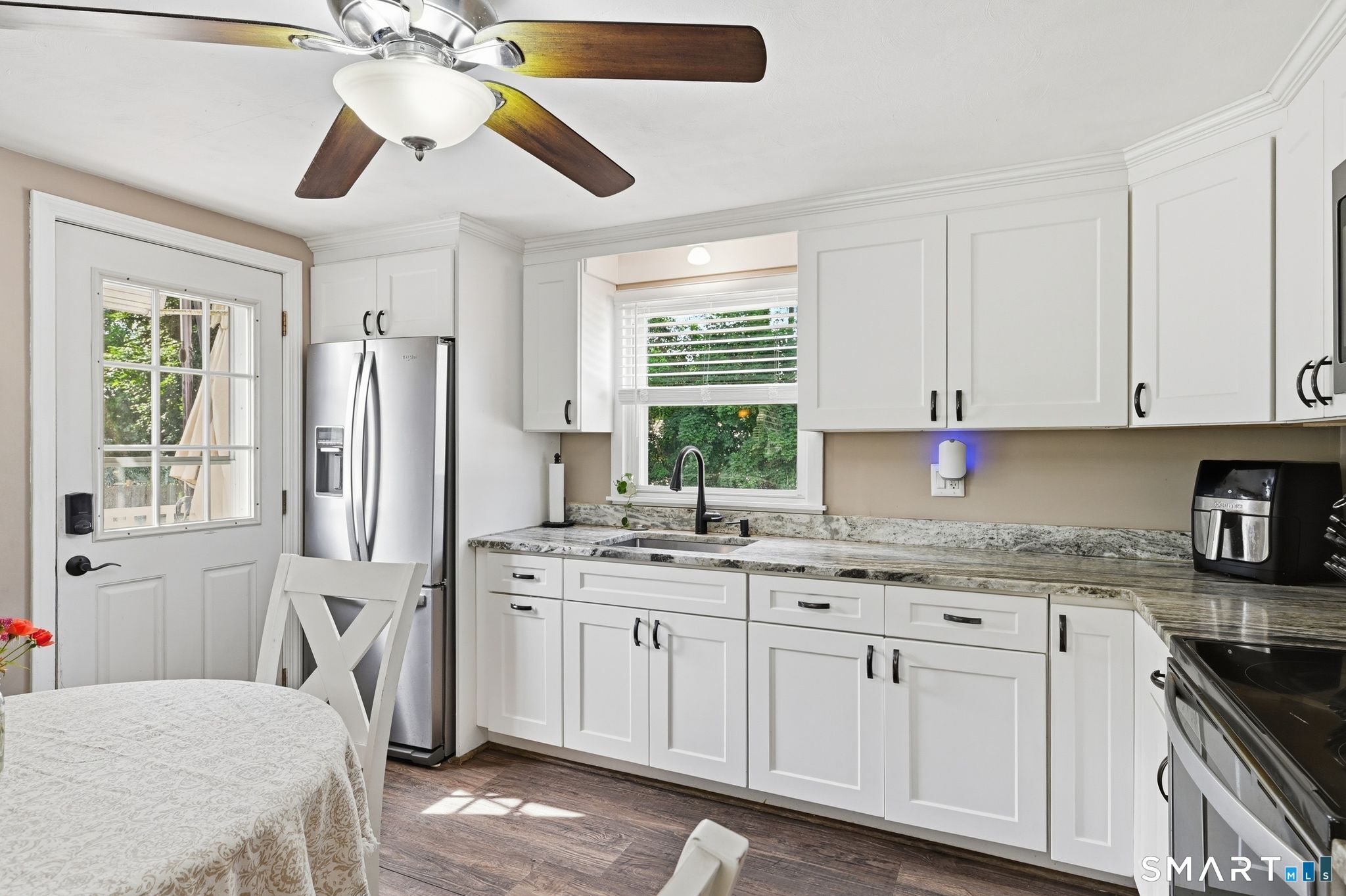 18 Freemont Road Enfield, CT 06082 - Photo 7 of 36