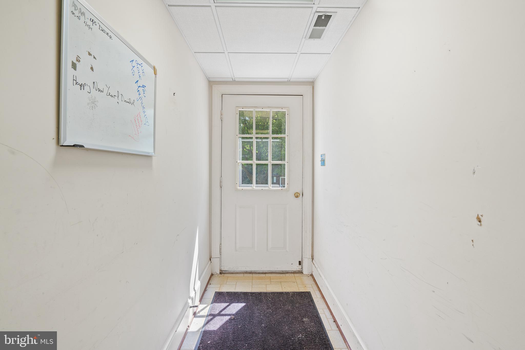 587 Foxcroft Road Warrenton, VA 20186 - Photo 35 of 38 Walkout lower level