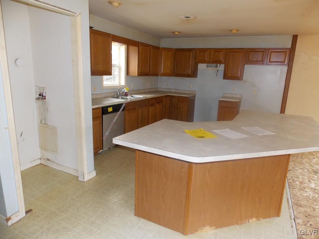 70 Robertson Road Jim Thorpe, PA 18229 - Photo 5 of 18 Gallery Image 5