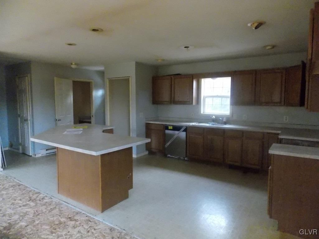 70 Robertson Road Jim Thorpe, PA 18229 - Photo 6 of 18 Gallery Image 6