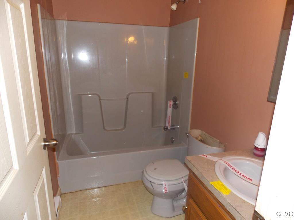 70 Robertson Road Jim Thorpe, PA 18229 - Photo 7 of 18 Gallery Image 7
