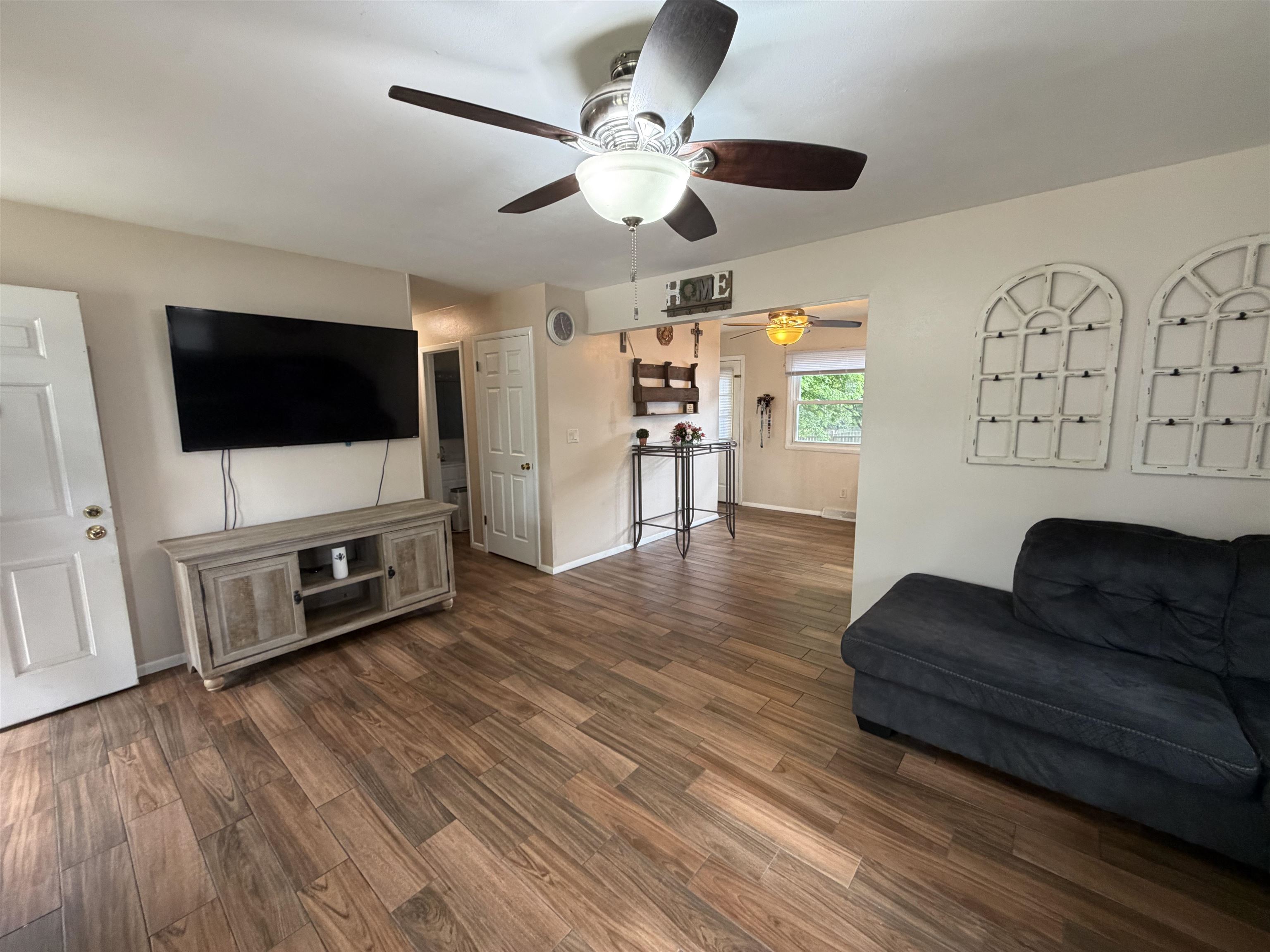 1706 Notre Dame Road Rockford, IL 61103 - Photo 3 of 17 Gallery Image 3