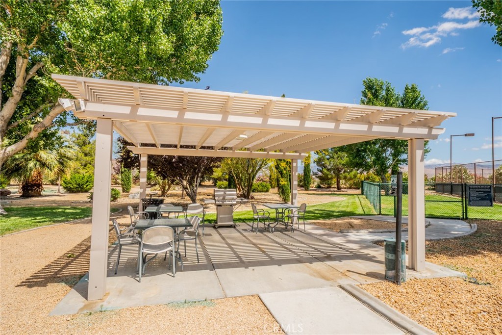 22241 Nisqually Road, Unit 59 Apple Valley, CA 92308 - Photo 41 of 54