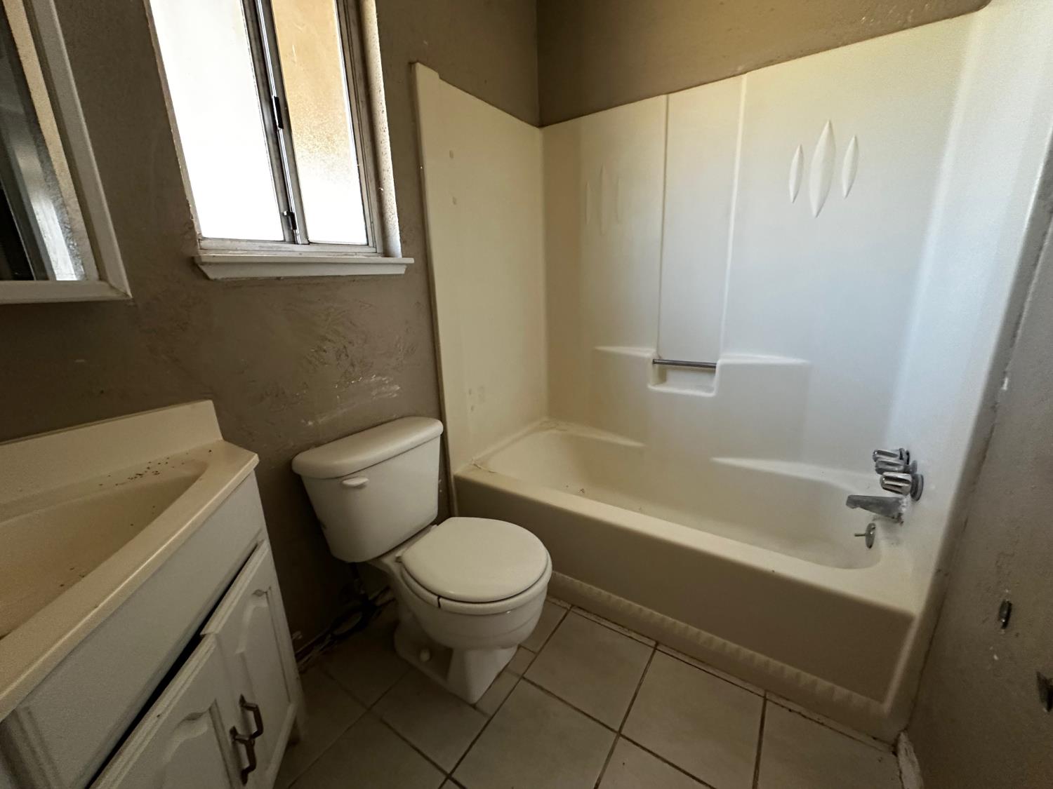 5009 Estates Drive Modesto, CA 95357 - Photo 16 of 22