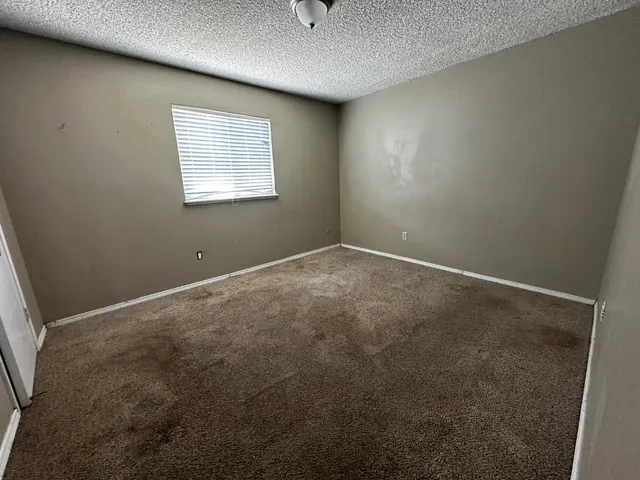 $315,000 | 5009 Estates Drive, Modesto, CA 95357