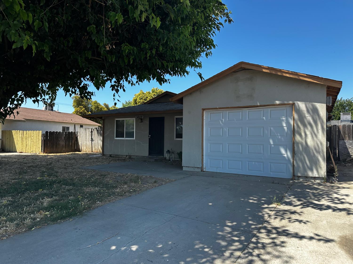 5009 Estates Drive Modesto, CA 95357 - Photo 3 of 22