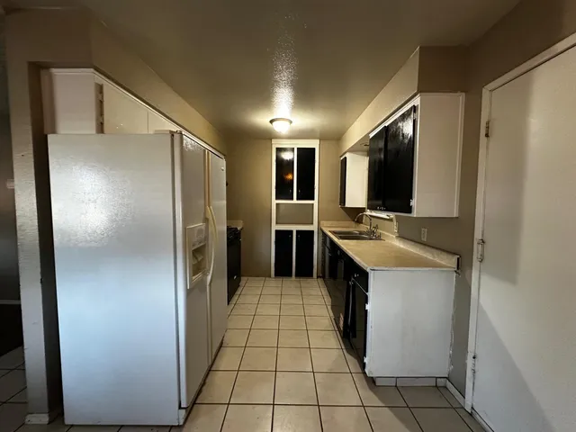 $315,000 | 5009 Estates Drive, Modesto, CA 95357