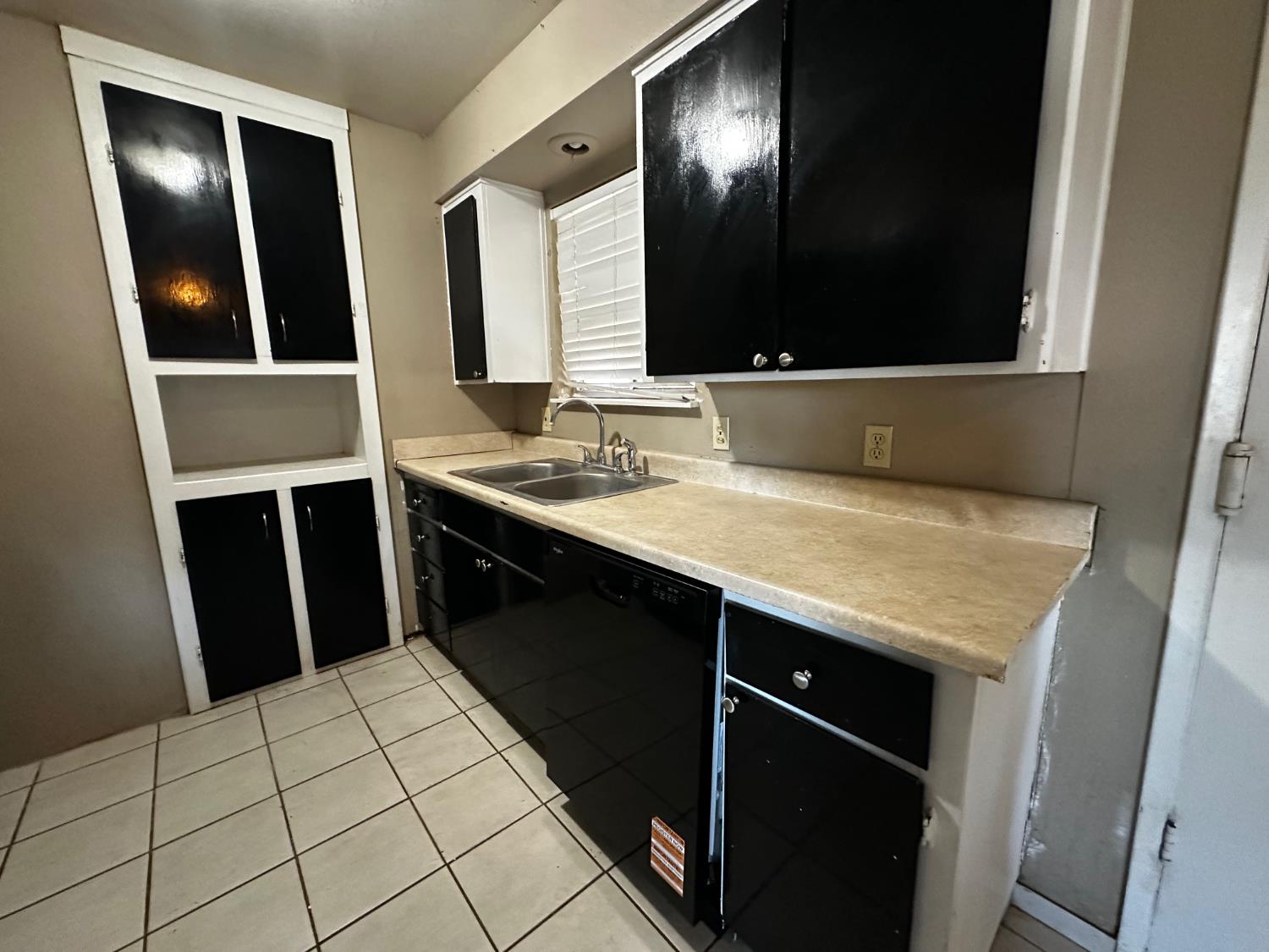 5009 Estates Drive Modesto, CA 95357 - Photo 9 of 22