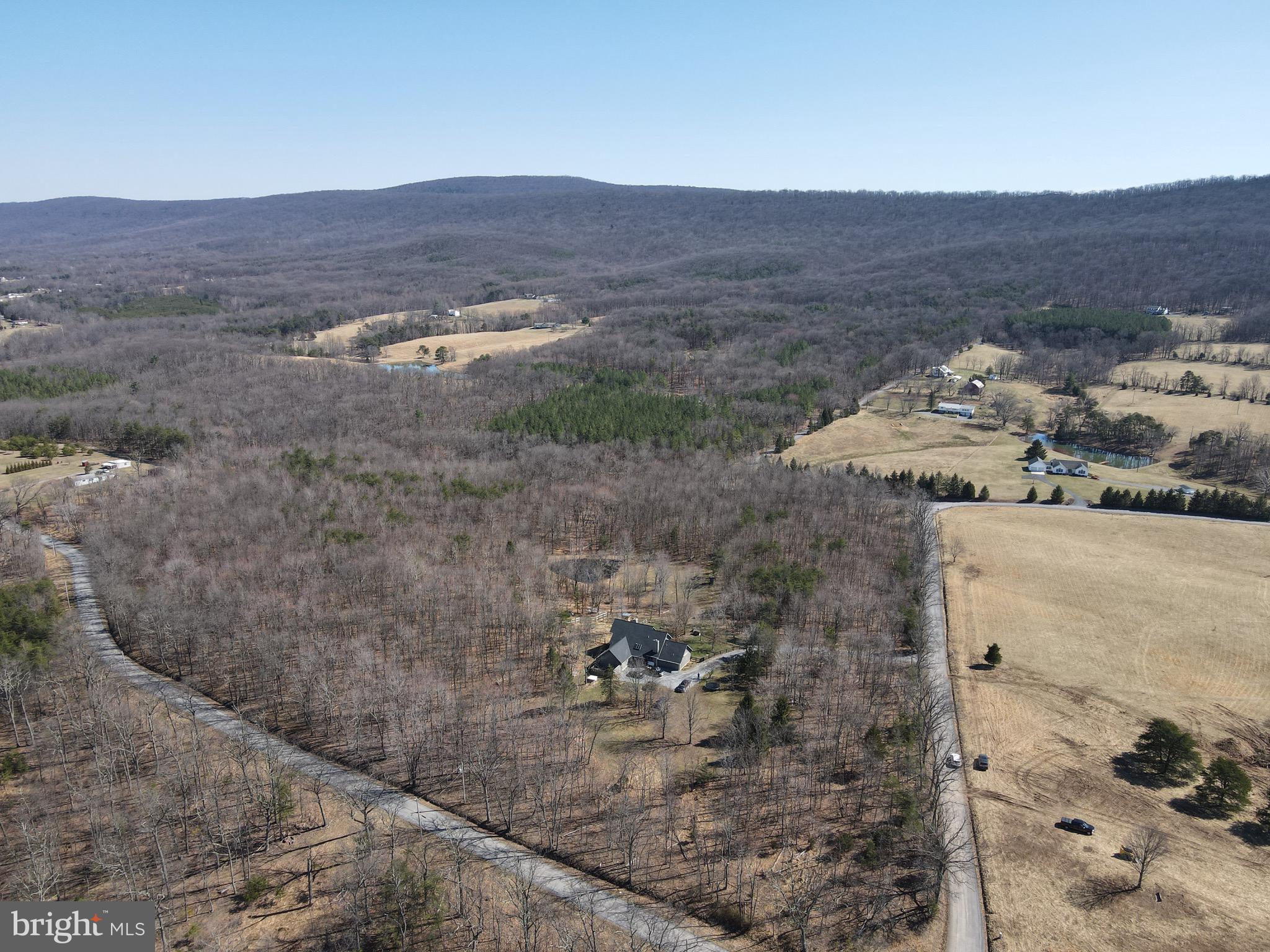 85 Troy Road Berkeley Springs, WV 25411 - Photo 8 of 32 Gallery Image 8
