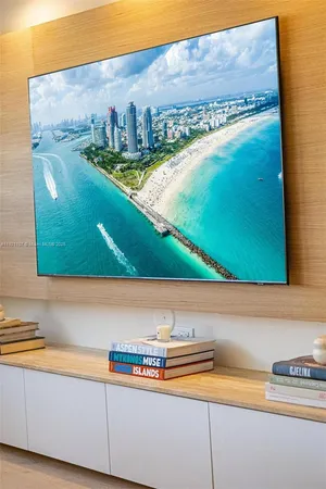 a view of a tennis court