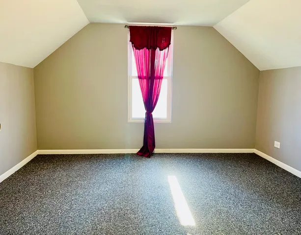 $2,200 | 37020 North Helen Drive, Lake Villa, IL 60046