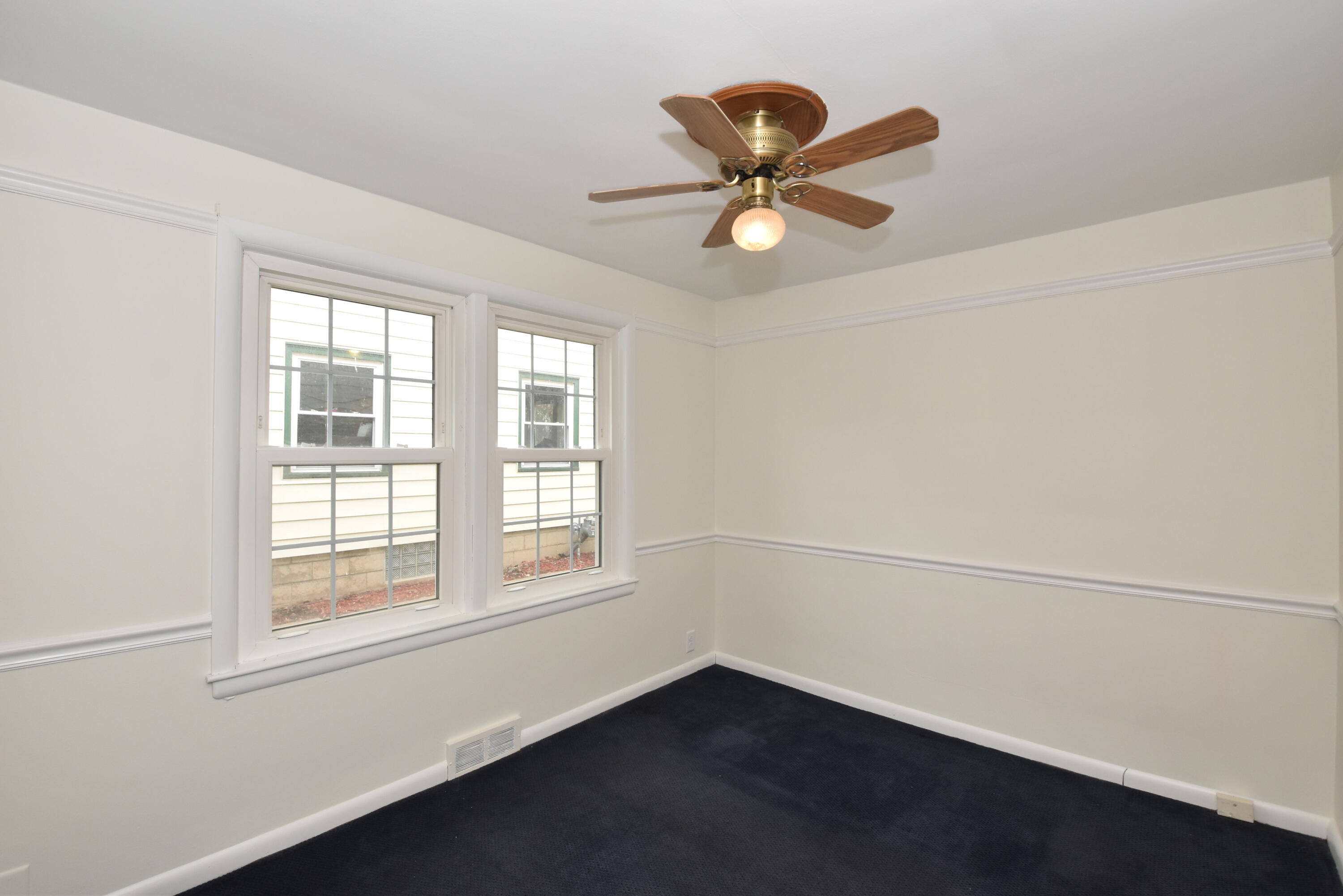 7200 West Locust Street Milwaukee, WI 53210 - Photo 15 of 47 Office