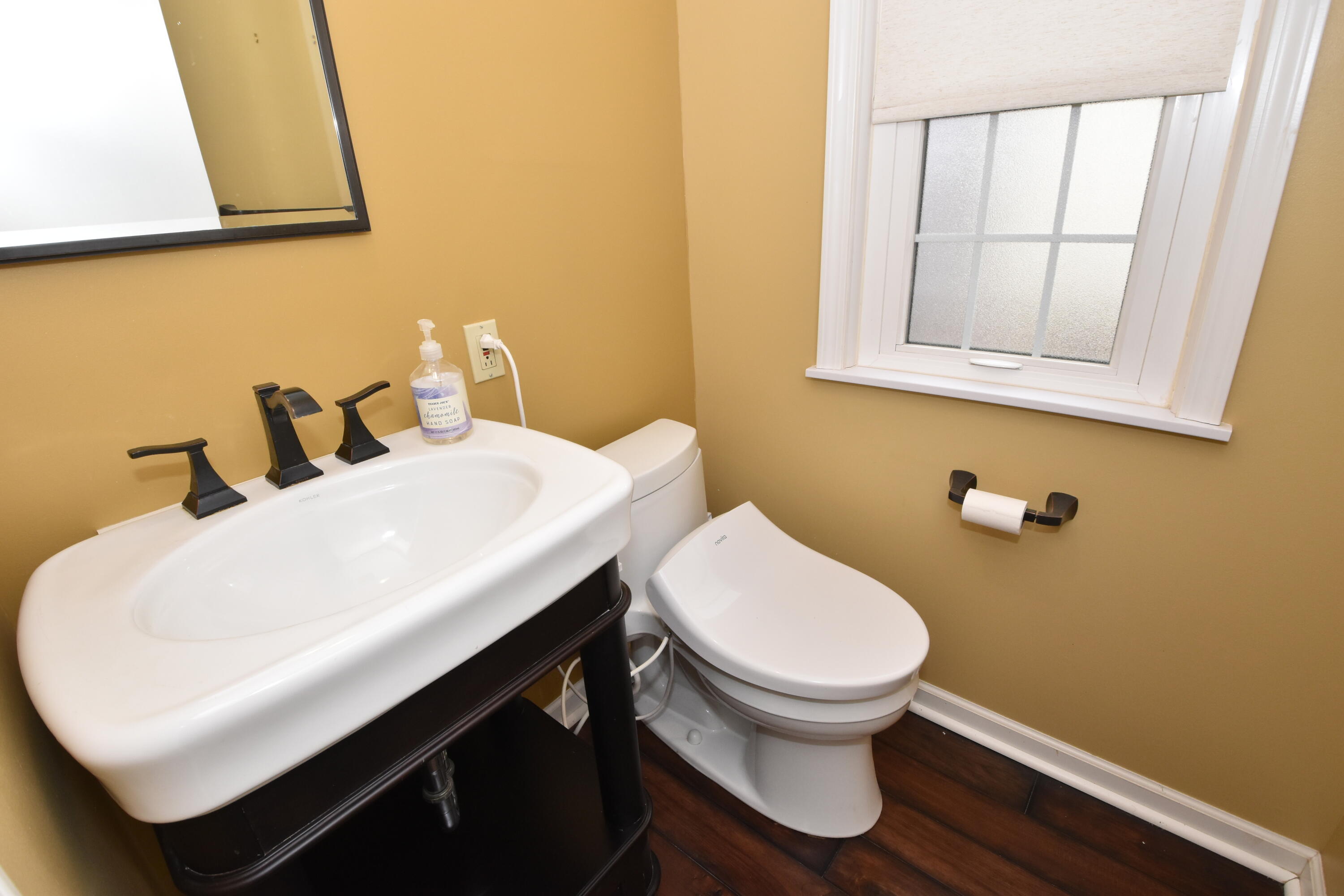 7200 West Locust Street Milwaukee, WI 53210 - Photo 16 of 47 Half Bath