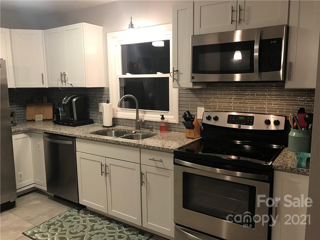 6000 Gate Post Road, Unit 1 Charlotte, NC 28211 - Photo 6 of 11