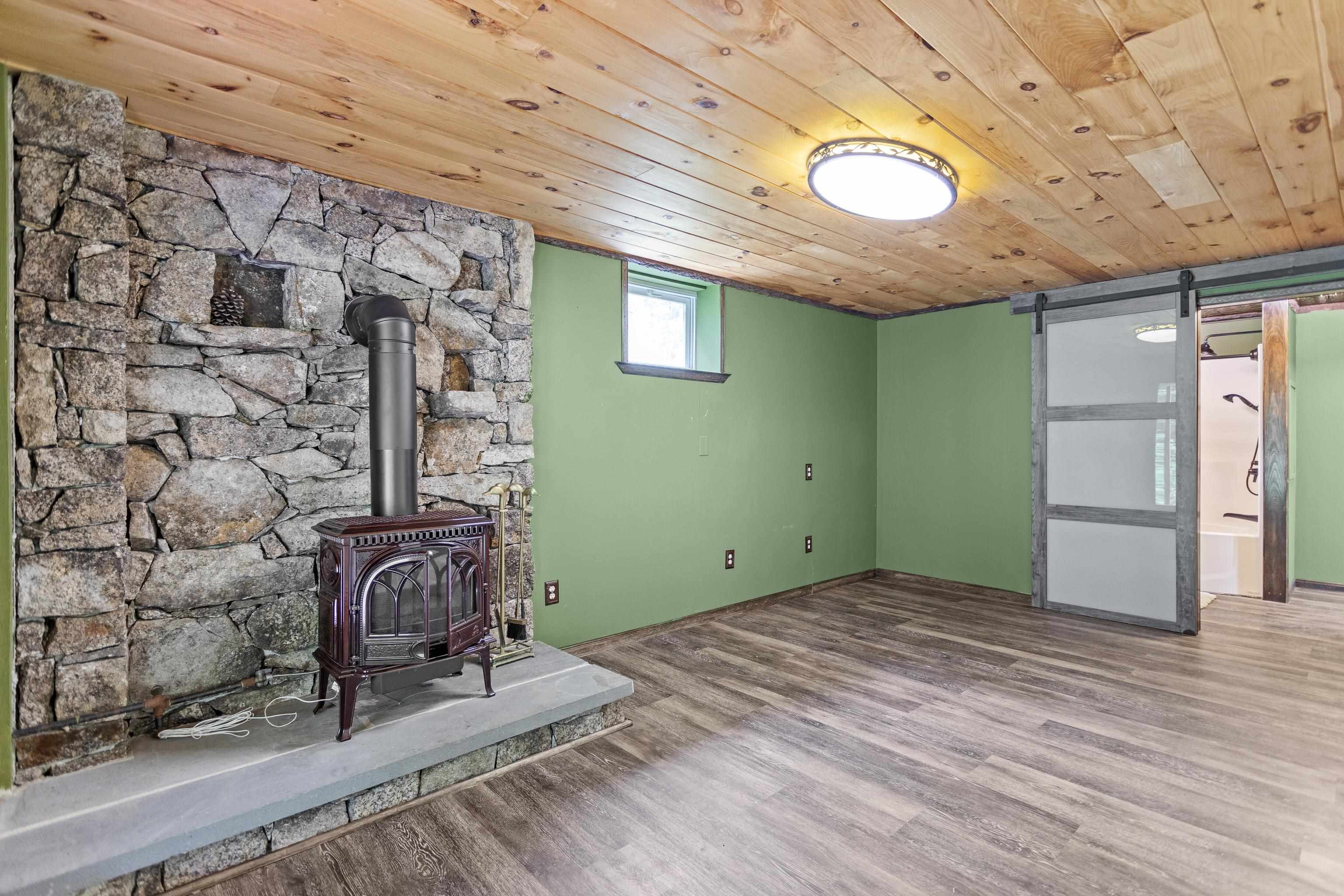 388 Perch Pond Road Holderness, NH 03245 - Photo 33 of 60