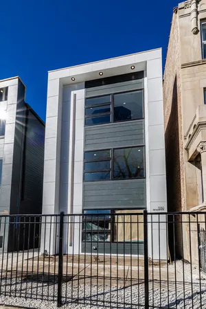 $2,650 | 5530 South Michigan Avenue, Unit 1, Chicago, IL 60637