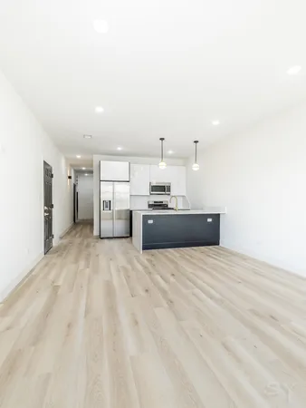 $2,650 | 5530 South Michigan Avenue, Unit 1, Chicago, IL 60637