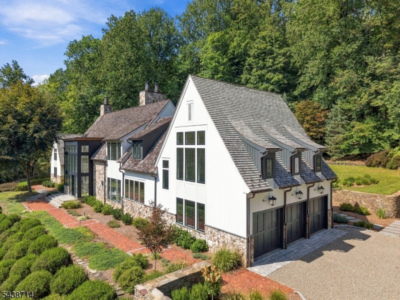 171 Campbell Road Bernardsville, NJ 07924 - Photo 3 of 47 Gallery Image 3