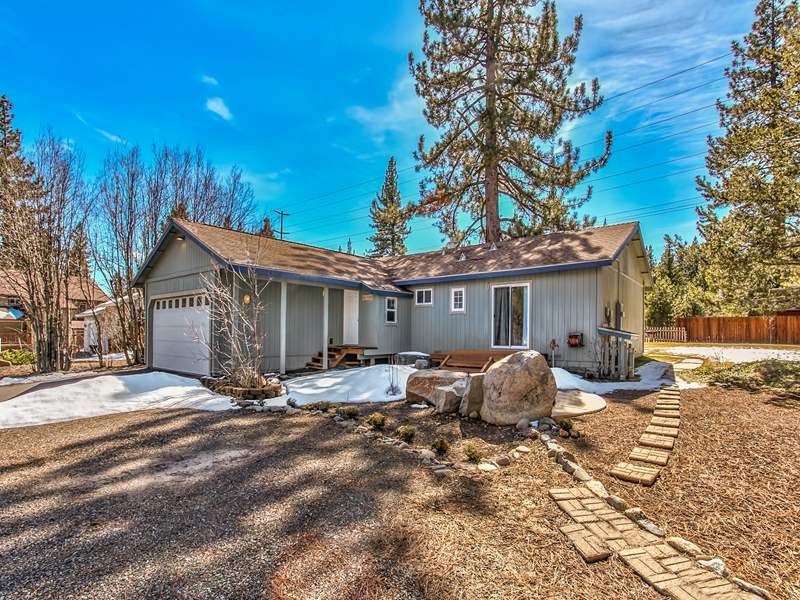 10325 Shore Pine Road Truckee, CA 96161 - Photo 1 of 14 Gallery Image 1
