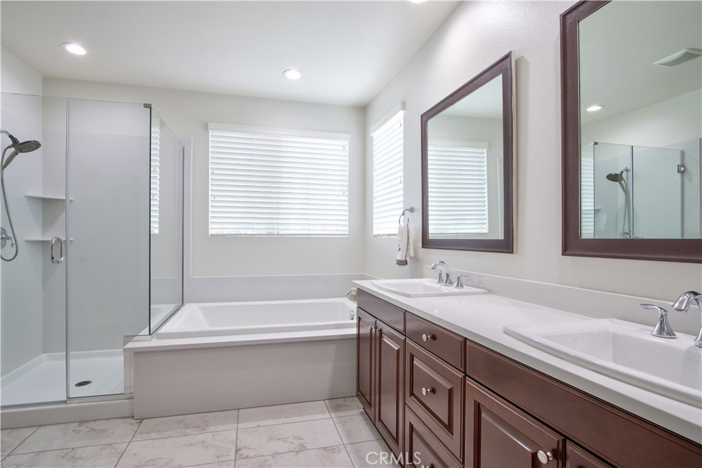 41249 St Croix Temecula, CA 92591 - Photo 34 of 75