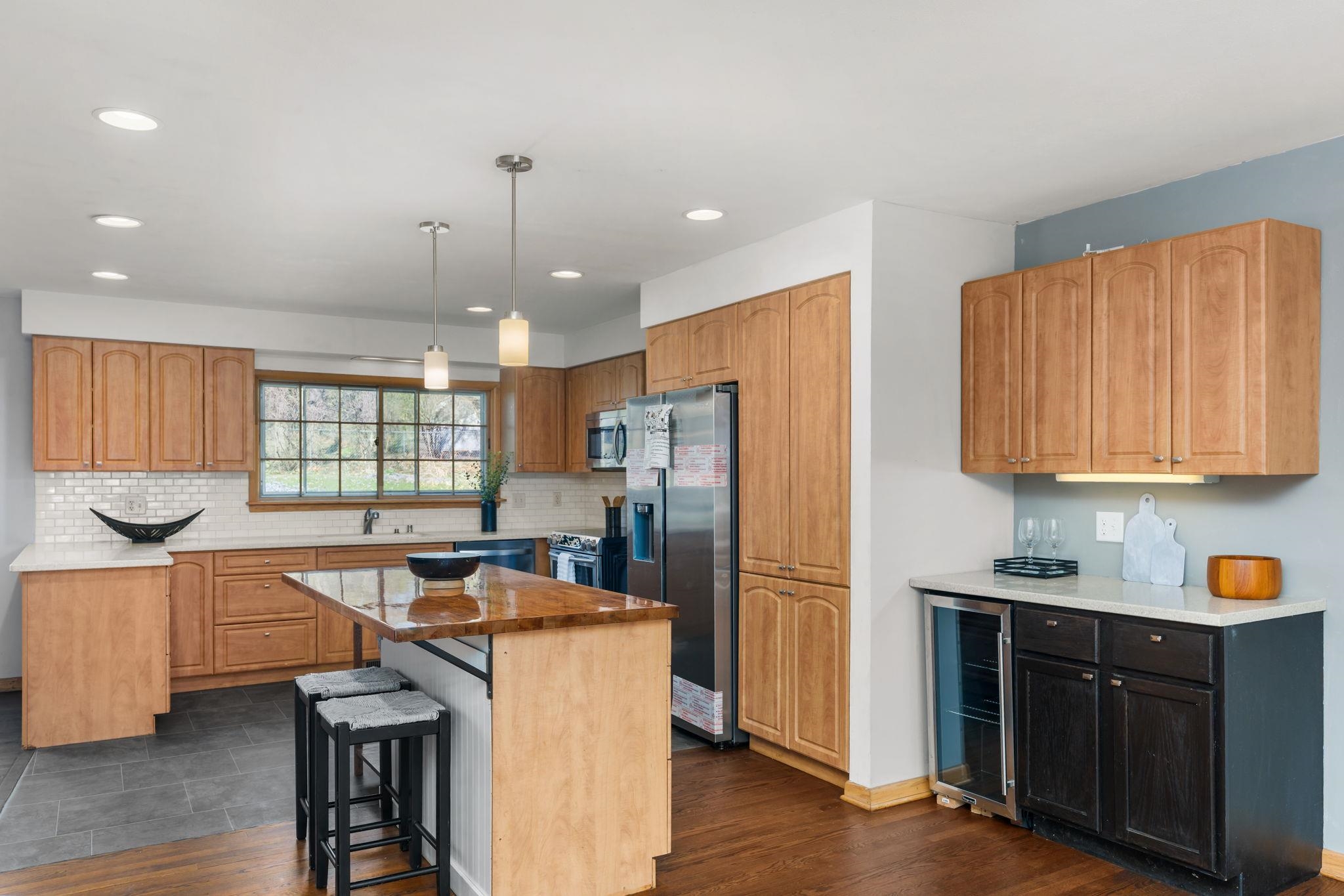 2914 Grandview Boulevard Madison, WI 53713 - Photo 11 of 57