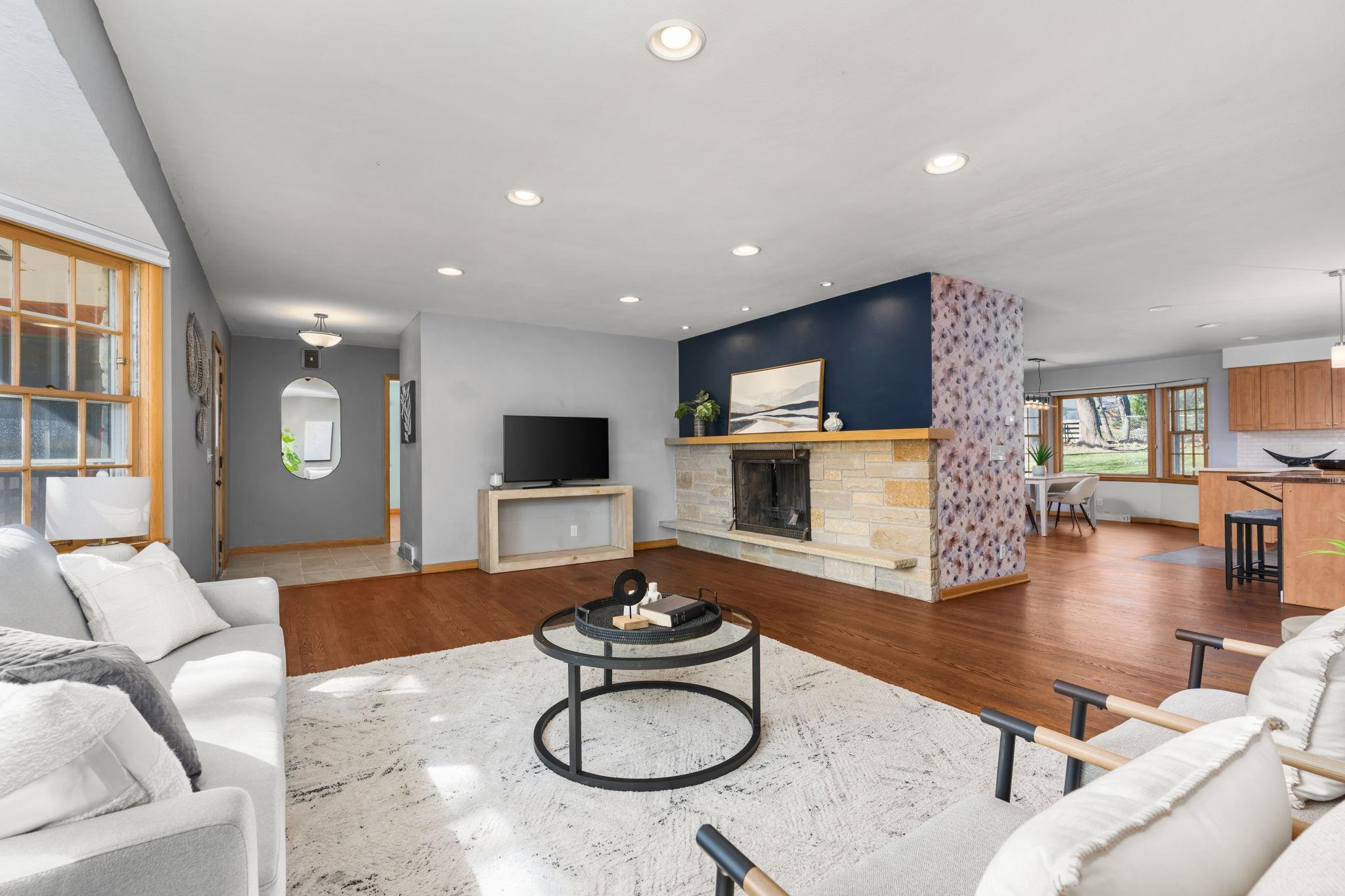 2914 Grandview Boulevard Madison, WI 53713 - Photo 2 of 57