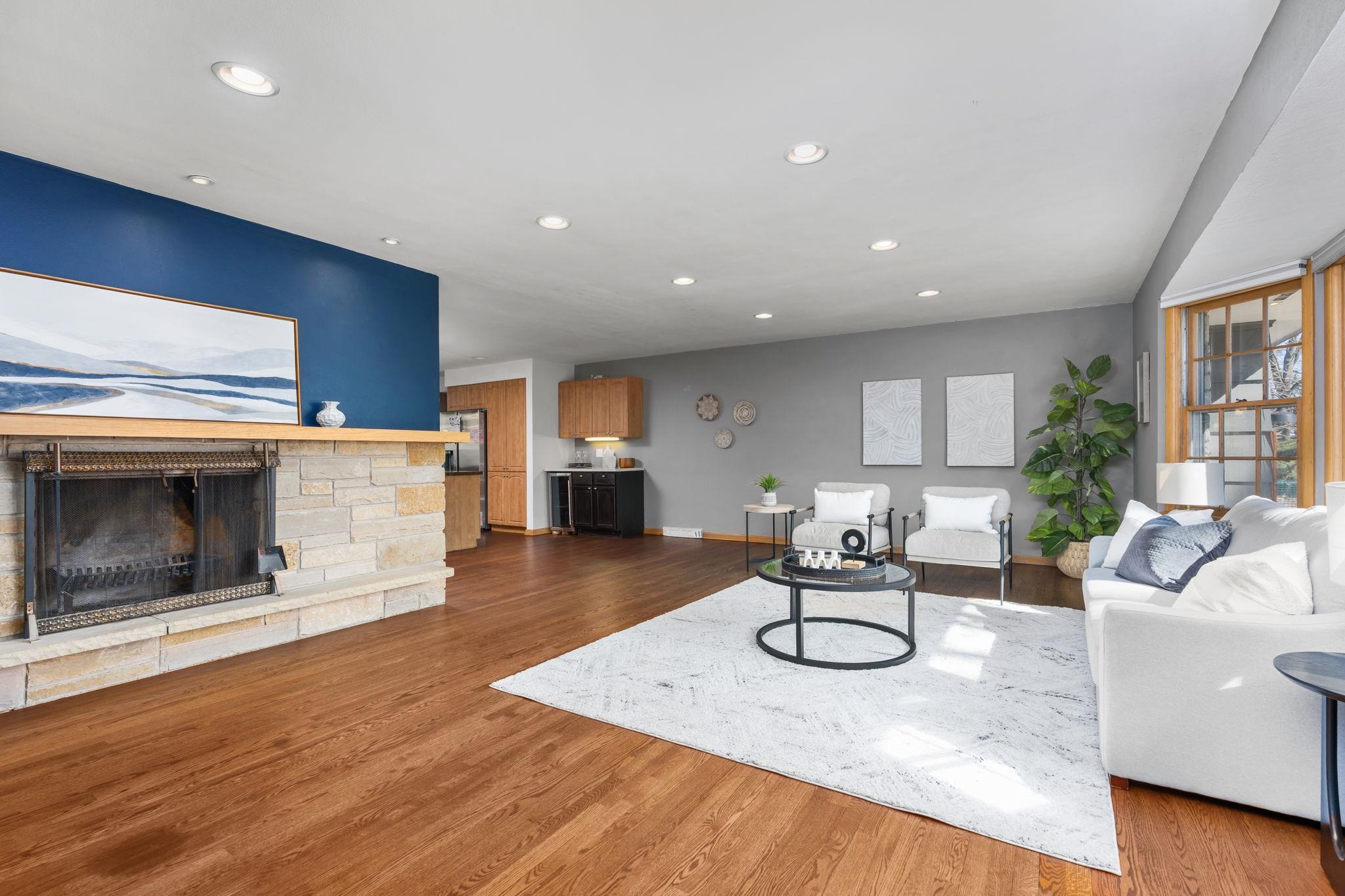 2914 Grandview Boulevard Madison, WI 53713 - Photo 7 of 57