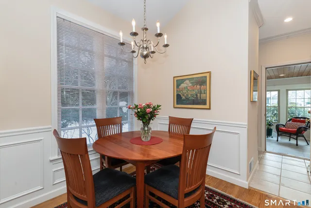 $675,000 | 33 Old Field Hill Road, Unit 21, Southbury, CT 06488