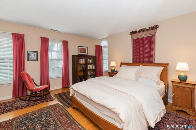 $675,000 | 33 Old Field Hill Road, Unit 21, Southbury, CT 06488