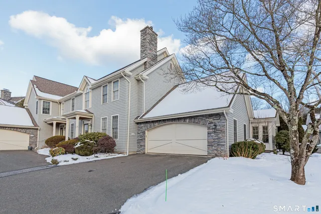 $675,000 | 33 Old Field Hill Road, Unit 21, Southbury, CT 06488