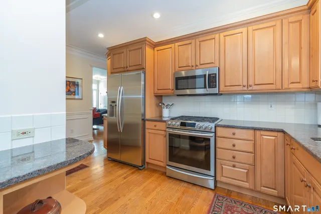 $675,000 | 33 Old Field Hill Road, Unit 21, Southbury, CT 06488