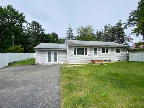 $3,000 | 21 New Rochester Road, Dover, NH 03820