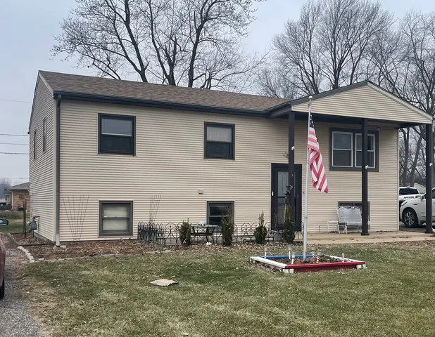 $179,900 | 316 South 4000 West Road, Kankakee, IL 60901