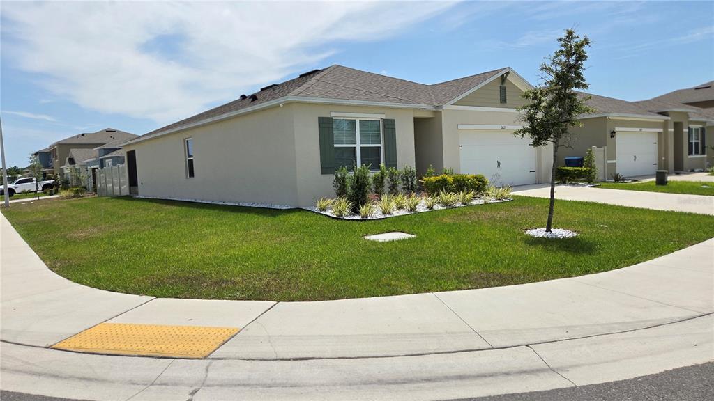 2621 Trinidad Road Haines City, FL 33844 - Photo 3 of 34