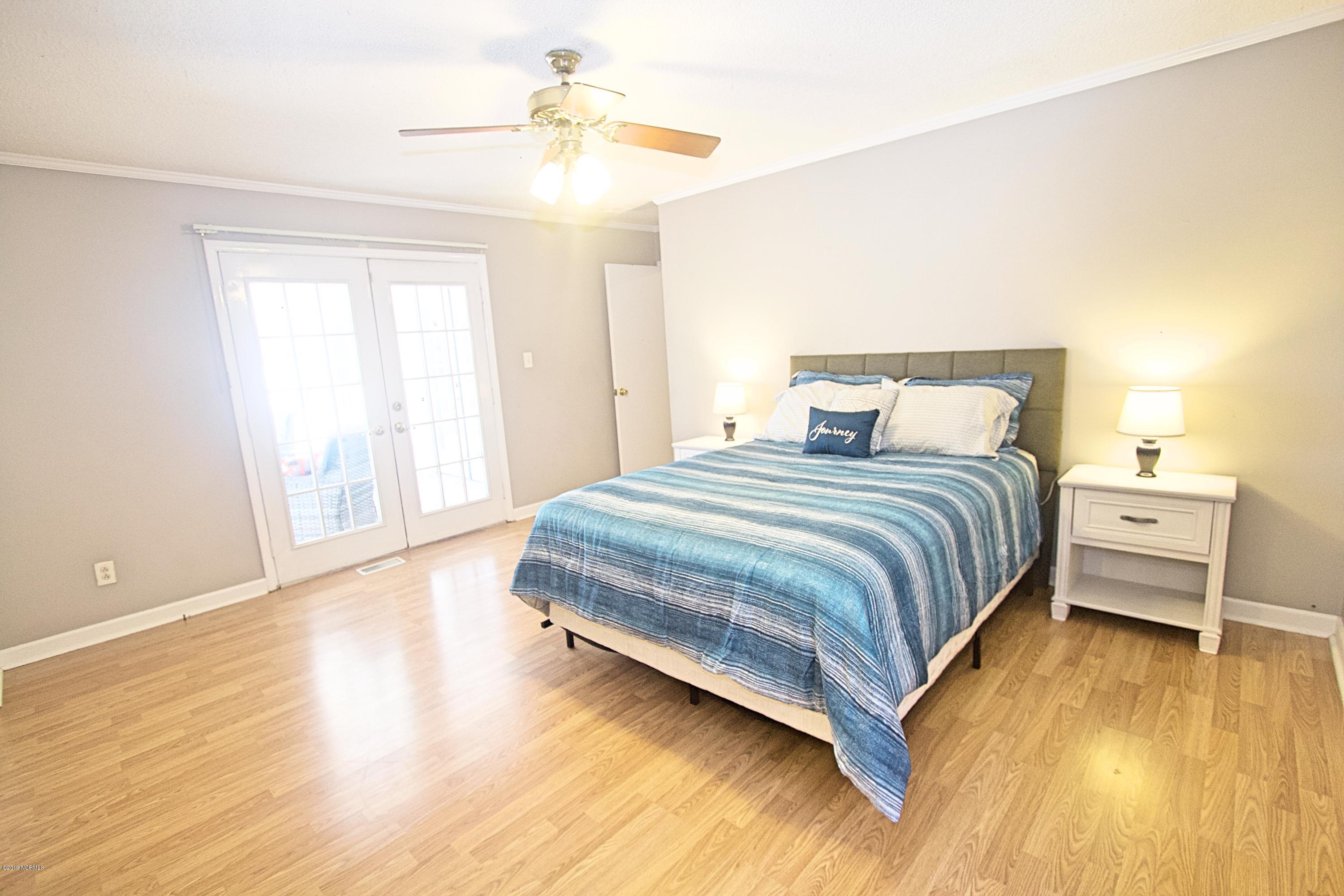 4909 Briarhill Road New Bern, NC 28562 - Photo 24 of 33 Master Bedroom-2