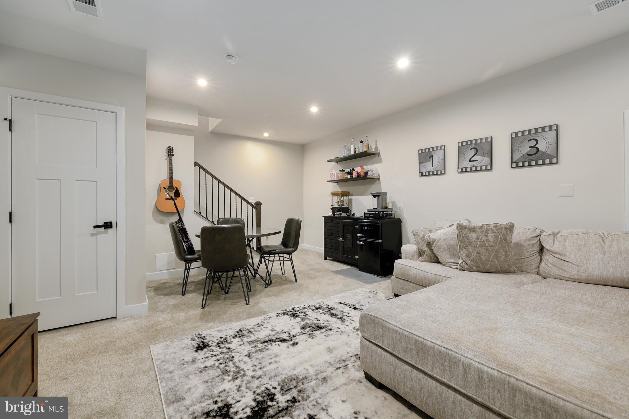 18007 Red Mulberry Road Dumfries, VA 22026 - Photo 19 of 30 Gallery Image 19