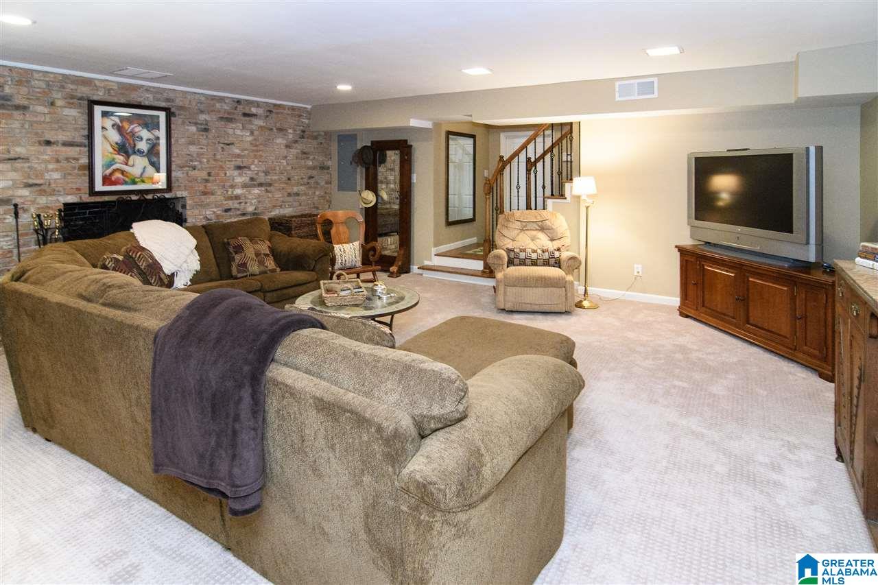 1817 Post Oak Road Vestavia Hills, AL 35216 - Photo 36 of 50