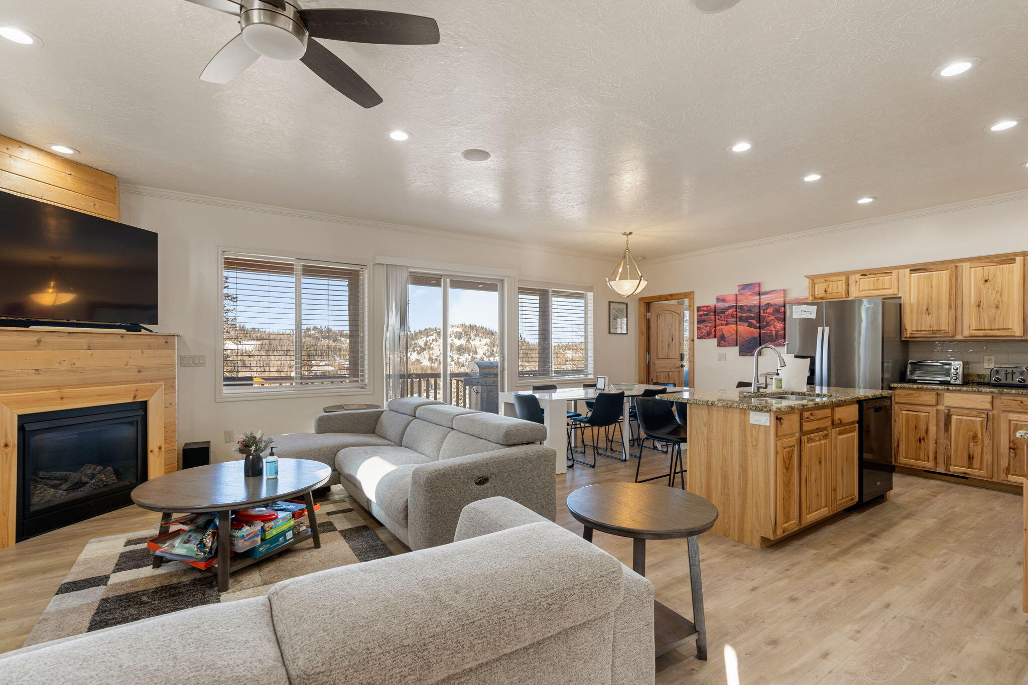 327 Aoki Michi Brian Head, UT 84719 - Photo 13 of 87 Main Level Kitchen and Living