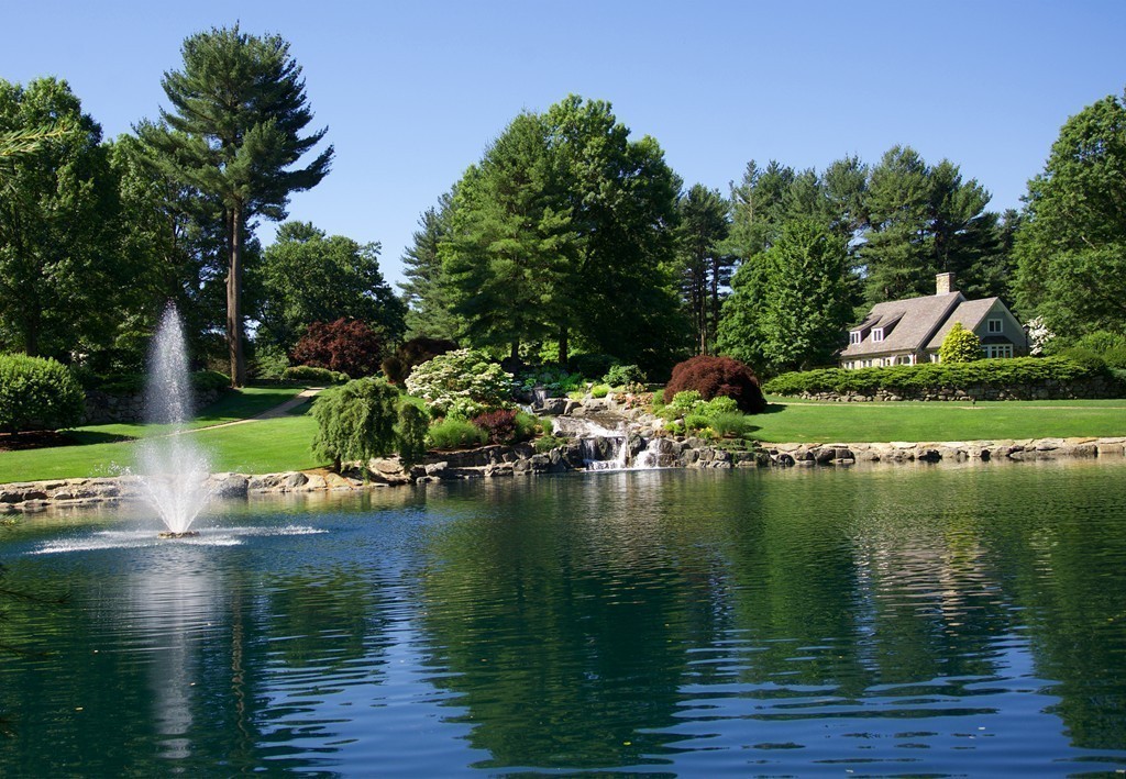 2 Laxfield Road Weston, MA 02493 - Photo 14 of 30