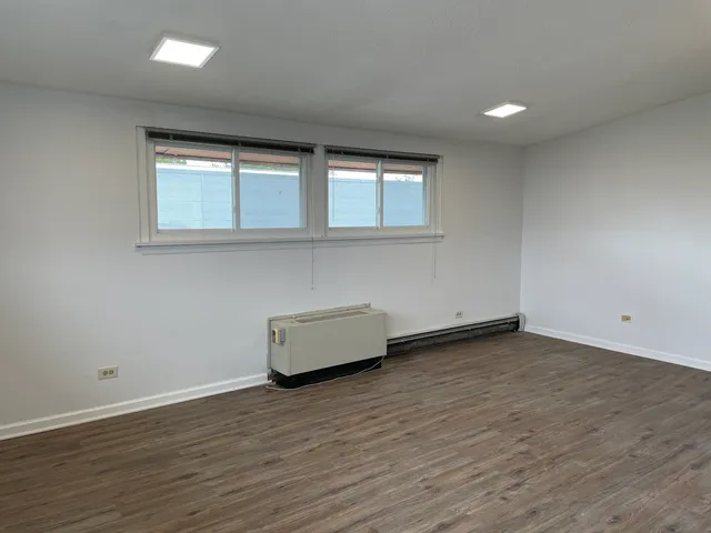 $1,125 | 3400 Main Street, Unit 2B, Skokie, IL 60076