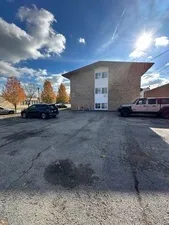 $1,125 | 3400 Main Street, Unit 2B, Skokie, IL 60076